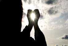 祝贺！短道速滑男子5000米接力中国队夺冠人民网微博.